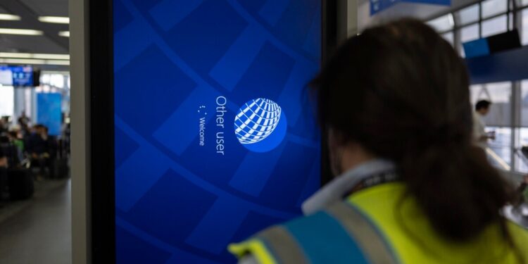 Actores maliciosos intentan explotar el apagón tecnológico mundial