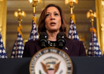 La campaña electoral estadounidense se intensifica, La vicepresidenta Kamala Harris dice estar lista para debatir contra Donald Trump.