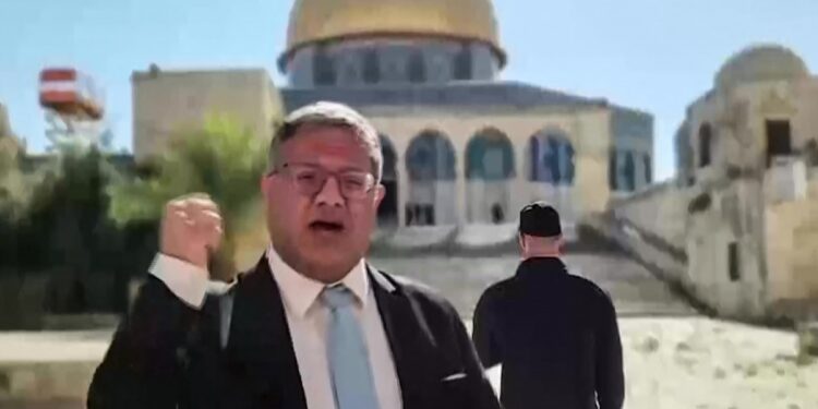 La visita de un ministro israelí a un lugar sagrado de Jerusalén amenaza las negociaciones de Gaza