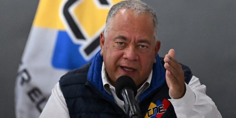 Desde el Gobierno venezolano monitorean las publicaciones de los medios internacionales a los que acusan de injerencia