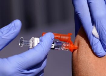 EEUU pagará 176 millones de dólares a Moderna por vacuna de ARN mensajero contra gripe pandémica