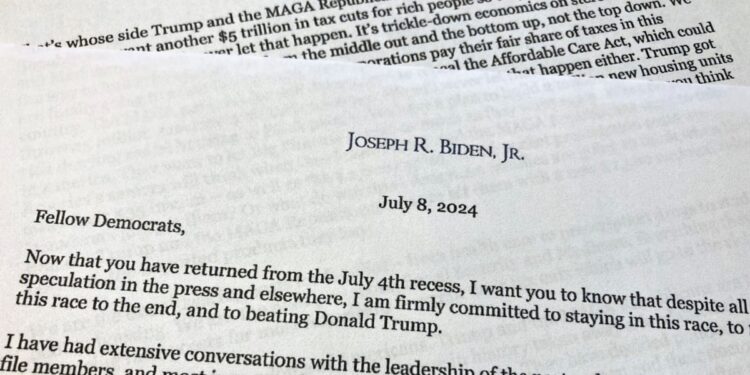 Biden insiste en quedarse en la campaña electoral