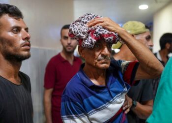 Decenas mueren en el sur de Gaza en ataque israelí; hay más combates en otras partes de la franja