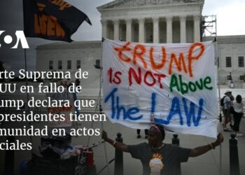 Supremo de EEUU declara en fallo sobre Trump que expresidentes tienen inmunidad en actos oficiales