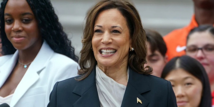 Kamala Harris recaudó 81 millones de dólares en 24 horas, según su equipo de campaña