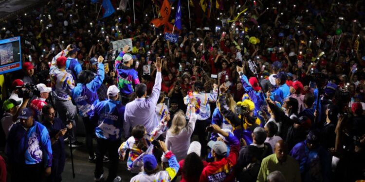 Nicolás Maduro en Anzoátegui: El fascismo está empeñado en destruir la Gran Misión Vivienda Venezuela