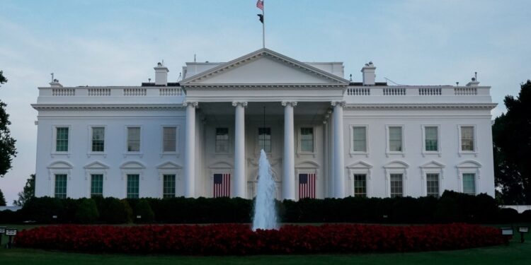 Biden y Maduro buscan atar «asuntos pendientes» antes de las elecciones en sus países, según expertos