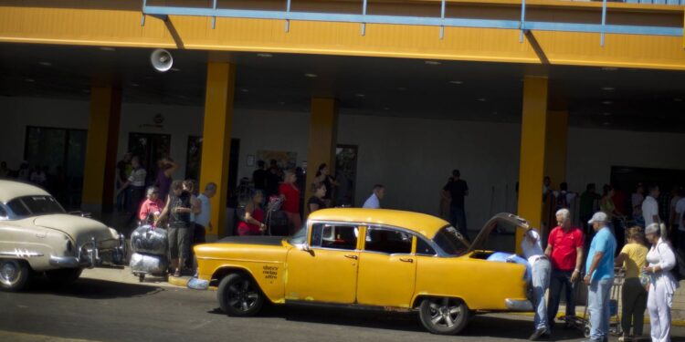 Tailandia elimina el requisito de visa para cubanos