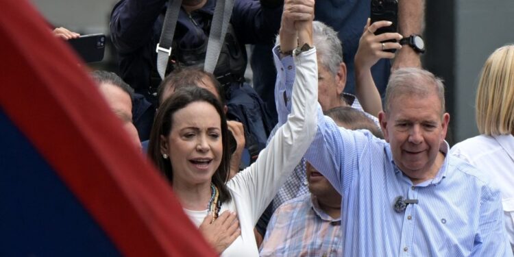 María Corina Machado reta a organismo electoral a publicar actas de votación a favor de Maduro