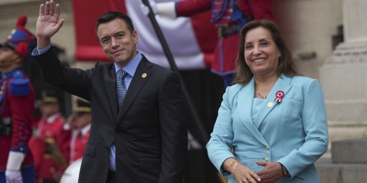 Presidente de Ecuador realiza visita oficial a Perú