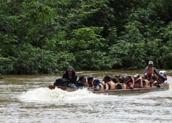 El gobierno de Panamá justifica el cierre de pasos fronterizos en la selva del Darién