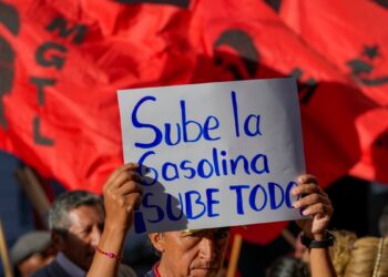 Ecuador vive una jornada de marchas en contra de la subida de los combustibles