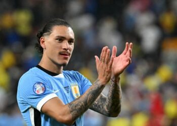 Uruguay confirma lesión muscular de Ronald Araujo, que se pierde lo que resta de la Copa América