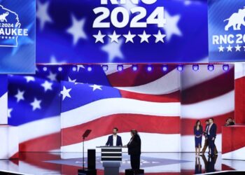 Varias prominentes figuras del Partido Republicano, incluyendo exrivales políticos, apoyan la candidatura de Donald Trump