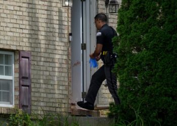 cuatro personas mueren y tres resultan heridas al ser baleadas en una fiesta en Kentucky