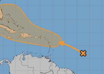Perturbación tropical en el Atlántico rumbo al Caribe podría convertirse en ciclón