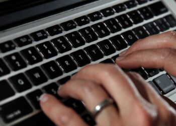 Régimen de Nicolás Maduro bloquea cinco sitios web a seis días para las presidenciales