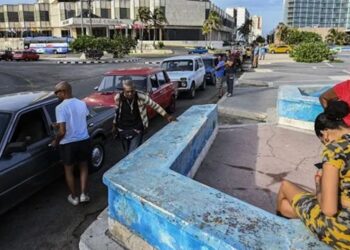 Migración masiva y baja natalidad traerían alarmante decrecimiento de población en Cuba