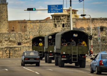 Golpe de los militares contra Díaz-Canel, en marcha