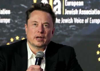 Video manipulado compartido por Musk imita la voz de Harris y eleva alarma por uso de IA en política