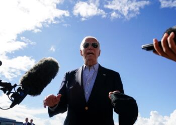 Los aspirantes a la presidencia de EEUU ofrecen diferentes panoramas para la inmigración