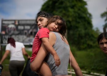 ¿Migrar o no? Algunos venezolanos dicen que esa decisión depende de resultado de elecciones de julio