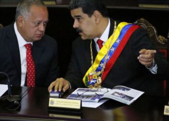 Diosdado Cabello insta al chavismo a tomar centros electorales desde la madrugada