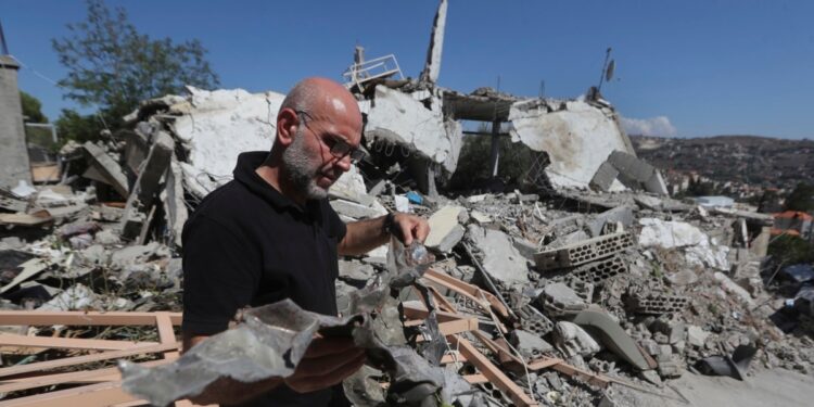 Israel lanza ataques aéreos contra Hizbulá en el sur del Líbano