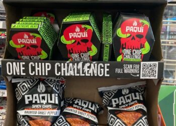 Padres de menor que murió por consumir fritura exapicante en Massachusetts presentan demanda