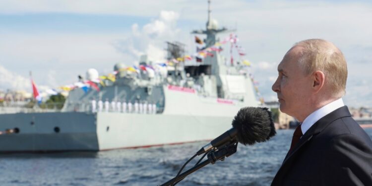 Putin promete «medidas espejo» tras anuncio de misiles de EEUU en Alemania