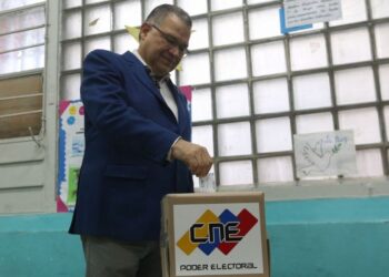 Voto ciudadano es el camino correcto para cambiar el rumbo de Venezuela