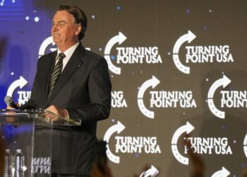 Bolsonaro se solidariza con Trump tras atentado