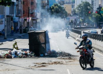La comunidad internacional actúa “firme y coherente” ante dudas sobre resultados en Venezuela: expertos