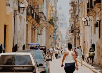 Cuáles son las consecuencias del decrecimiento poblacional en Cuba