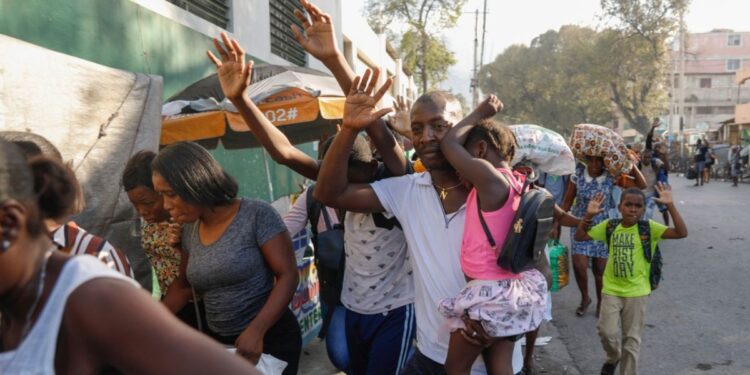 Haití registra más de 300.000 niños desplazados por la violencia