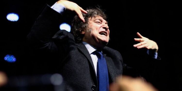 Milei afirma que los datos anuncian una victoria aplastante de la oposición