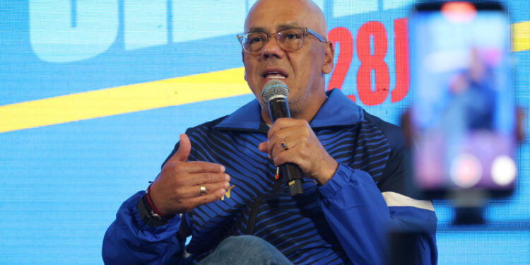 Jorge Rodríguez asegura que el proceso electoral se desarrolla en paz