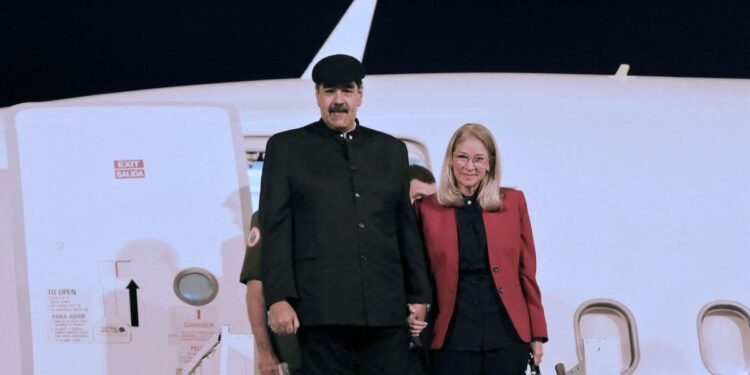 Régimen ordena reactivar aeropuertos clandestinos: ¿Maduro planea su fuga?