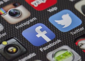 Denuncian creación de cuentas y uso indebido de redes sociales asociadas a presos políticos