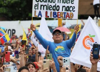 Reportan más de 70 detenciones arbitrarias contra opositores, en 10 días de campaña