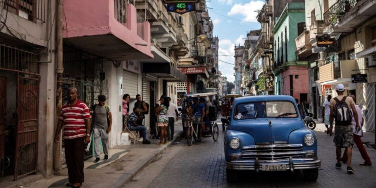 Claves para entender la nueva Ley de Migración aprobada por el régimen cubano