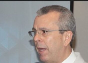 Rector del CNE condena arrestros arbitrarios y defiende secreto del voto en Venezuela