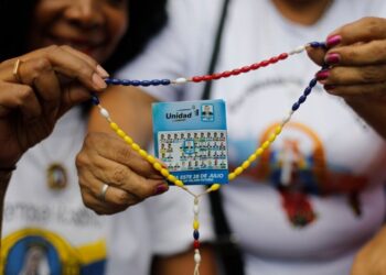 ¿En qué creen los venezolanos? La fe cobra fuerza en la recta final para las presidenciales
