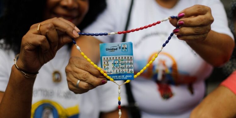 ¿En qué creen los venezolanos? La fe cobra fuerza en la recta final para las presidenciales