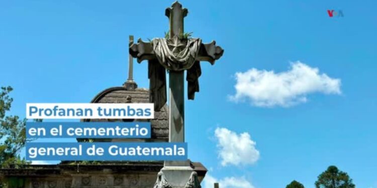 Profanan tumbas en el cementerio general de Guatemala