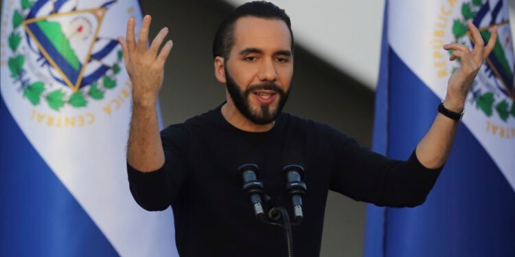 El Salvador: Bukele plantea suspender régimen de excepción