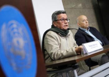 Delegación de Gobierno colombiano descarta romper unilateralmente diálogo de paz con el ELN