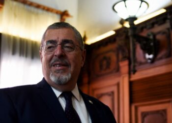Fiscalía de Guatemala pide retiro de inmunidad del presidente Arévalo por posible caso de corrupción