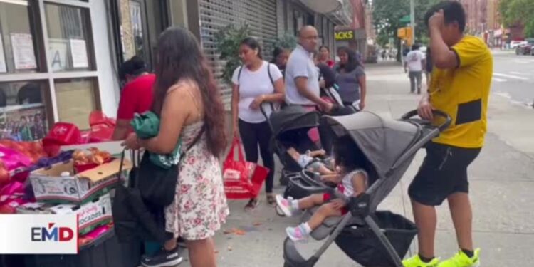 Restaurante hispano alimenta a migrantes en Nueva York