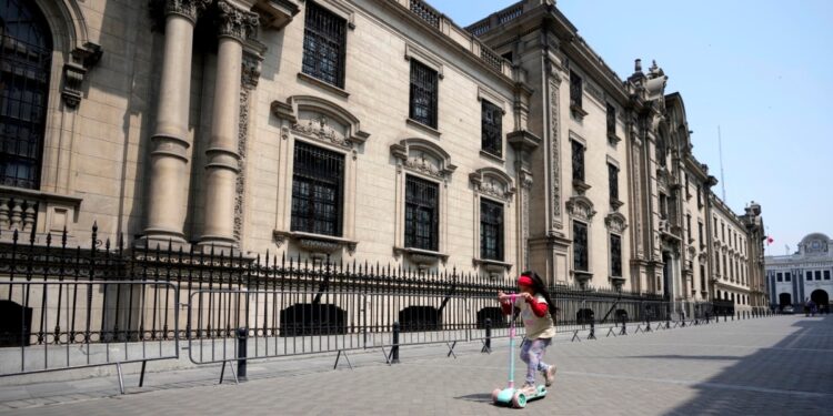 El Congreso de Perú debate una moción de condena a la violación de DDHH en Venezuela y el fraude electoral